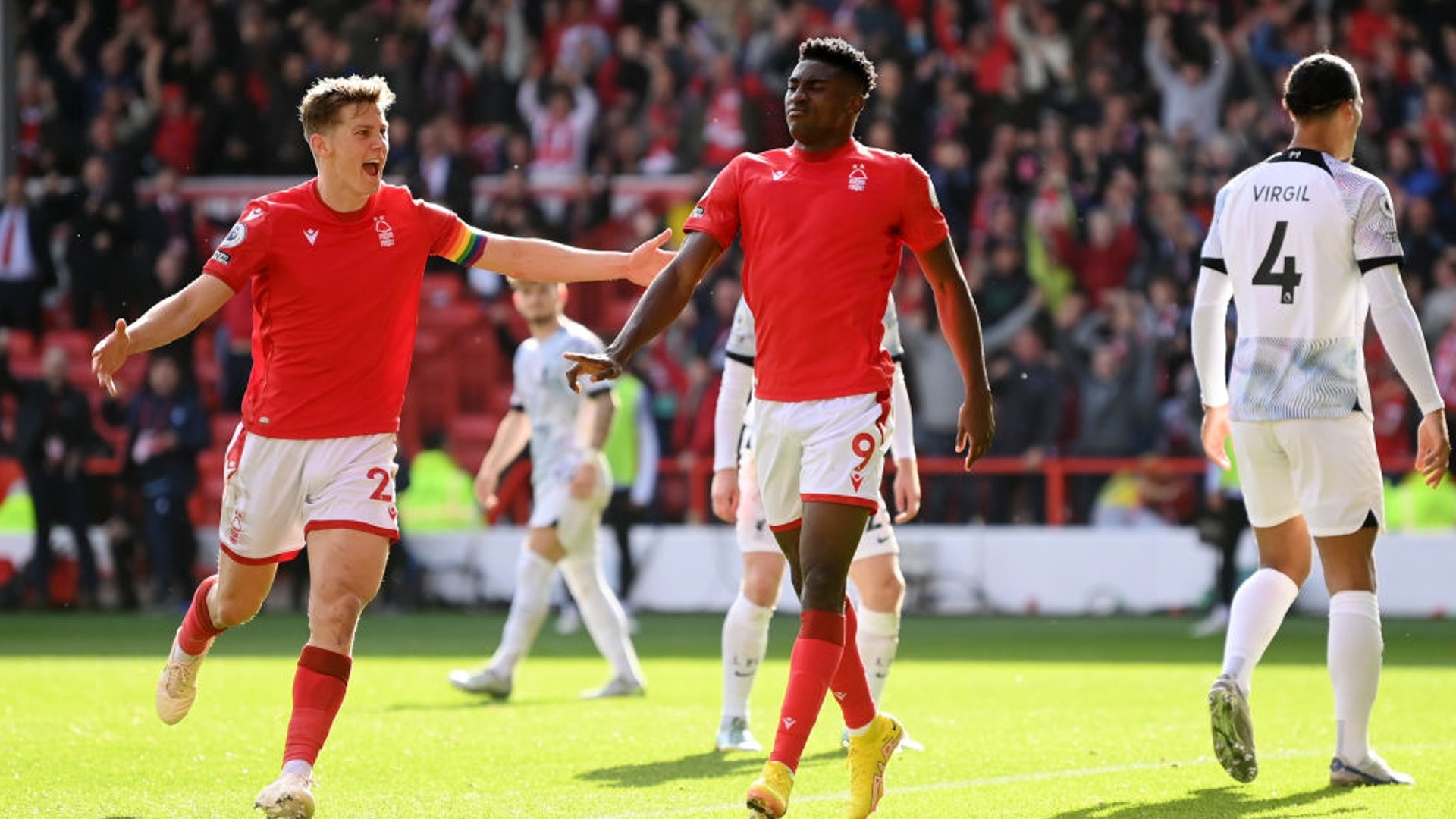 不仅为她争 不仅为她争